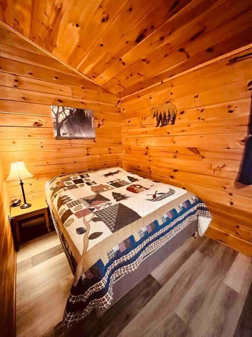 Willow Cabin Thompsonville Екстер'єр фото