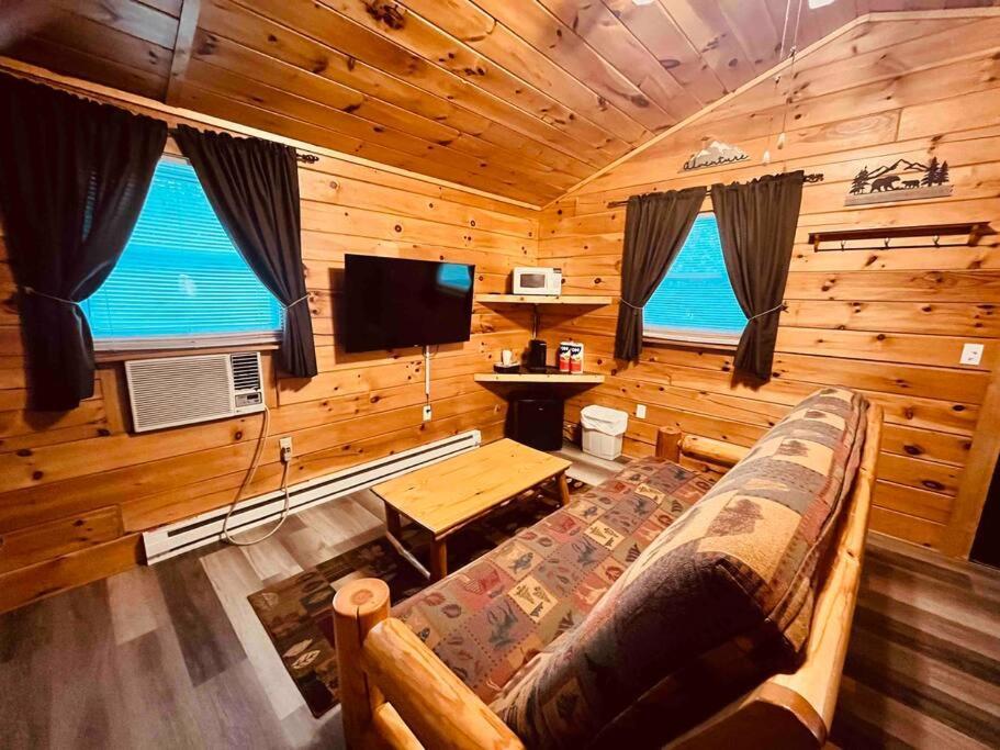 Willow Cabin Thompsonville Екстер'єр фото